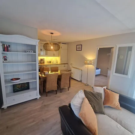 Zeemeeuw - Cosy Holiday Home Near The Beach Nyaraló