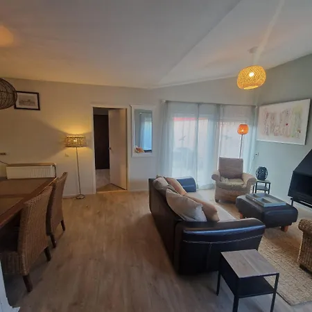 Zeemeeuw - Cosy Holiday Home Near The Beach