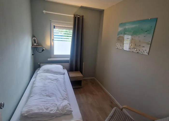 House De Zeemeeuw- 2 Km From The Casa de Férias